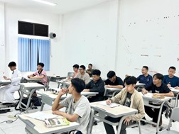 Kegiatan muwajjah yang didampingi oleh guru mata pelajaran